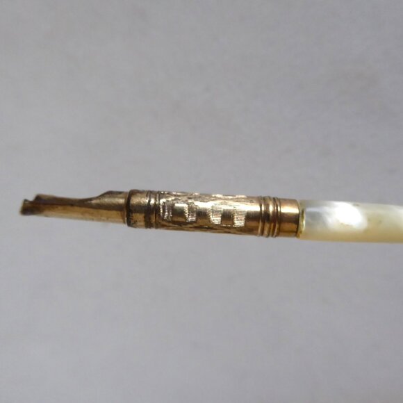 VINTAGE L.W. F. & Co. MOTHER OF PEARL GOLD PLATED QUILL PEN INK DIP PEN HOLDER - Picture 9 of 11